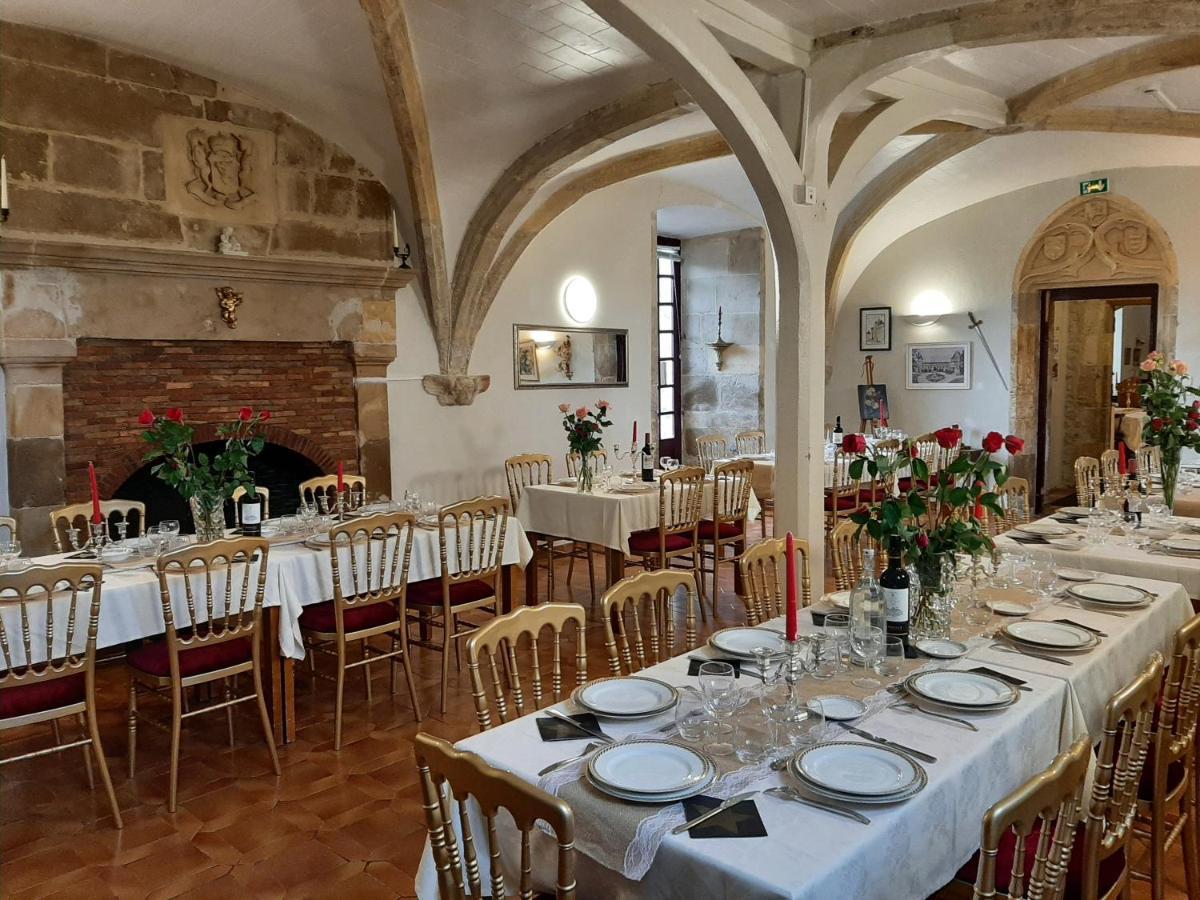 Chateau De Mornay Saint-Pierre-de-l'Isle Kültér fotó